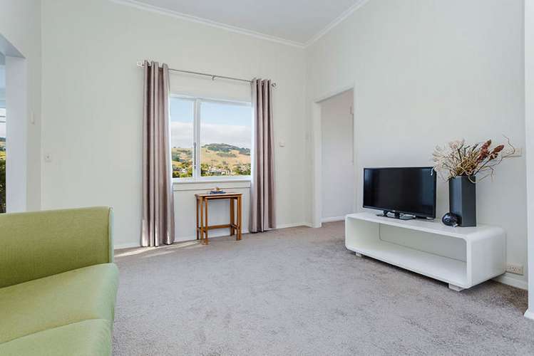 1 Luss Road Company Bay_3