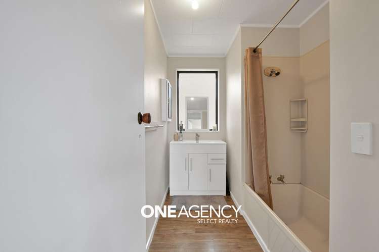 179 Sievers Grove Cannons Creek_7