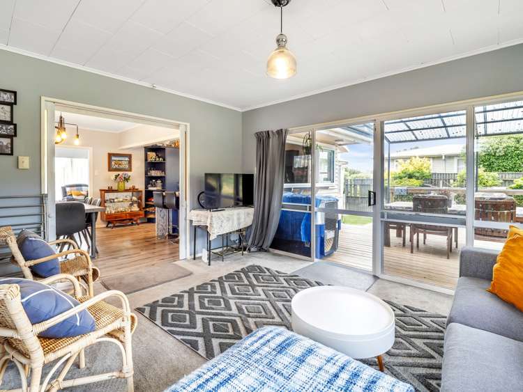 11 Ries Street Dannevirke_25