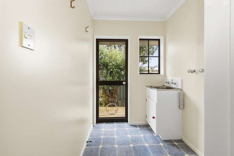 6A Charnwood Grove Waikanae_13