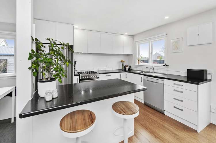 31 Broadway Avenue Waikuku Beach_5