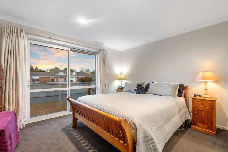 42 Travis Country Drive Burwood_7