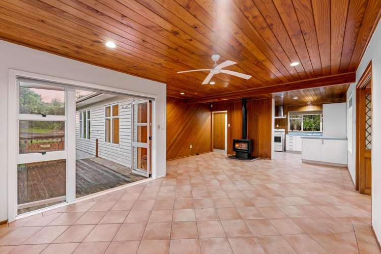 28 Geneva Place Blockhouse Bay_24