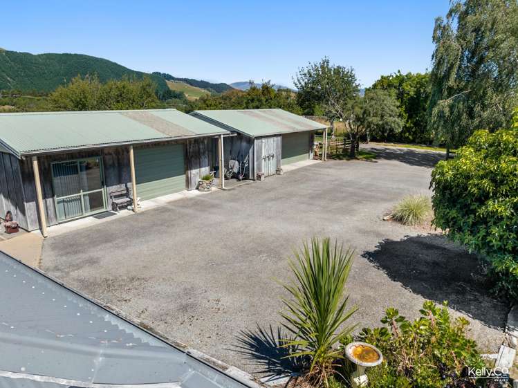 81A Forest Lakes Road Otaki_14