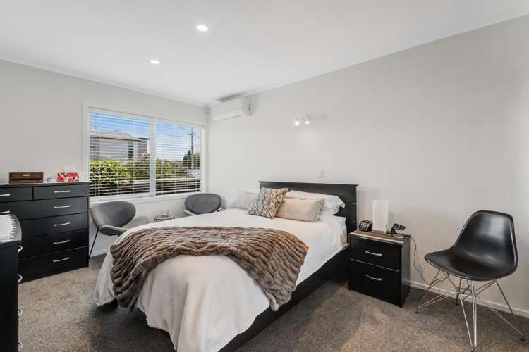 1/2 Pavola Grove Glenfield_11