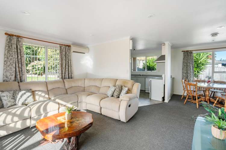 7 Grantham Close Gate Pa_2