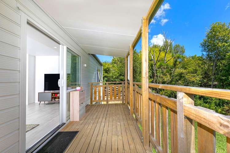 23A Leo Street Glen Eden_6