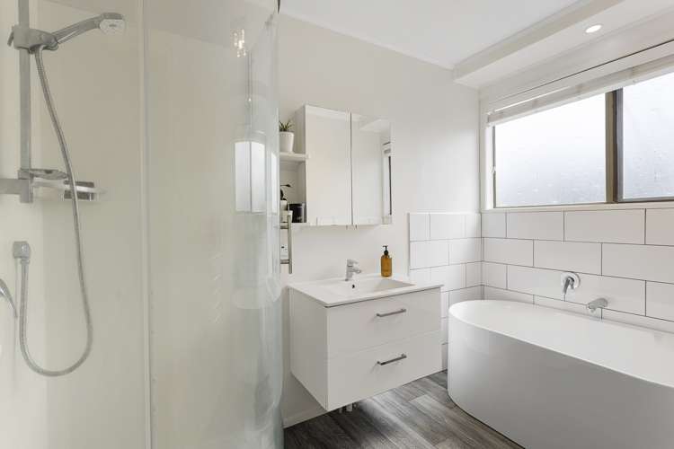 7 Motu Place Mount Wellington_9