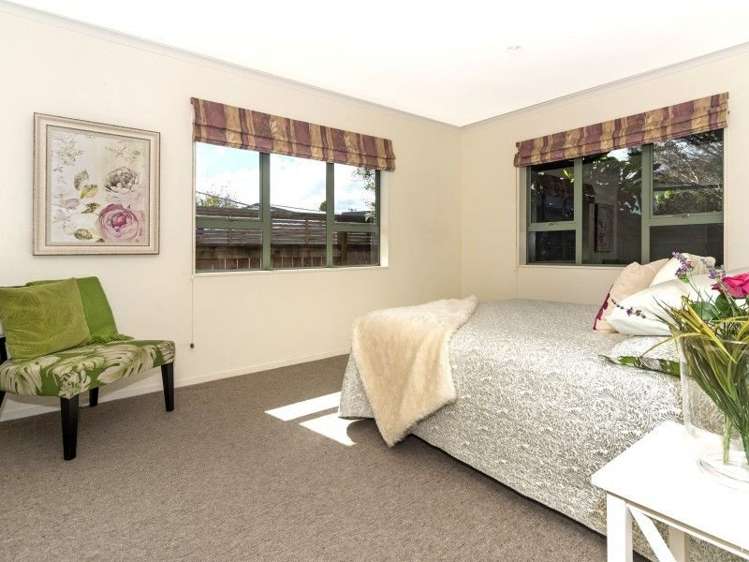 8 Westpark Place Lytton West_10