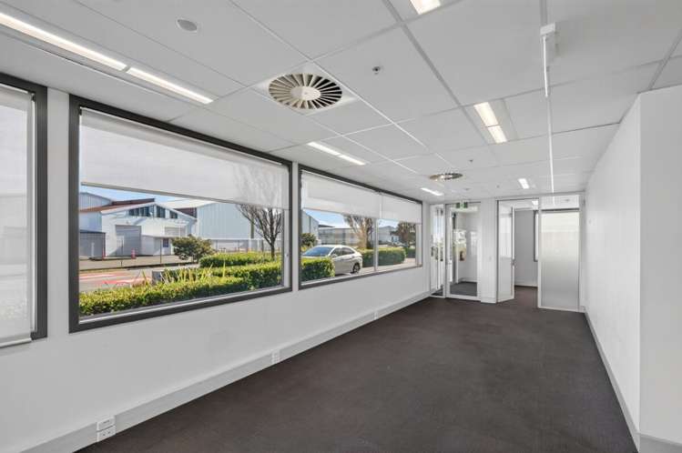 75 Seymour Street Hornby_15