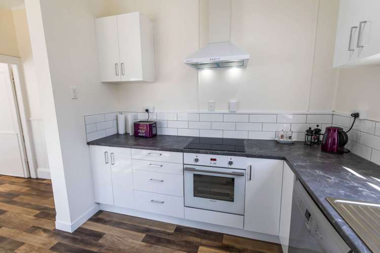 6 Park Place Wanganui Central_14
