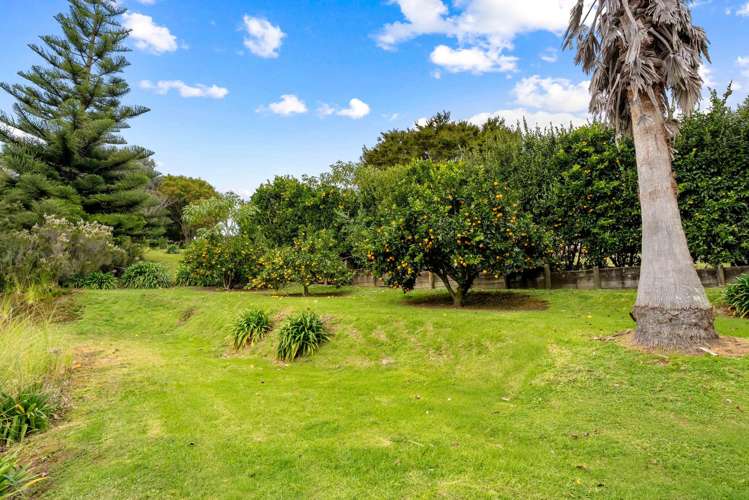 1 Governors Heights Whangamata_22