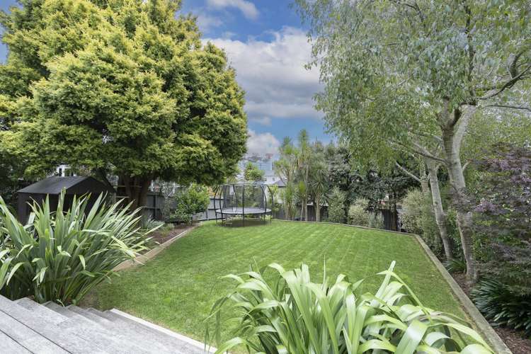 83 Fowlds Avenue Sandringham_11