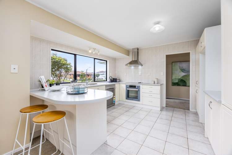 4 Settlers Grove Orewa_1