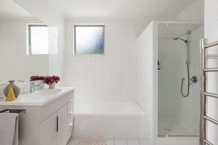 2/17 Pope Terrace Leamington_11