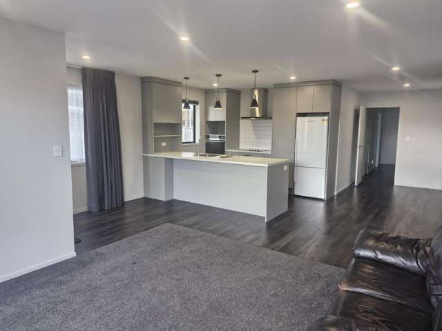 Modern CBD Living - Lock Up & Leave Convenience