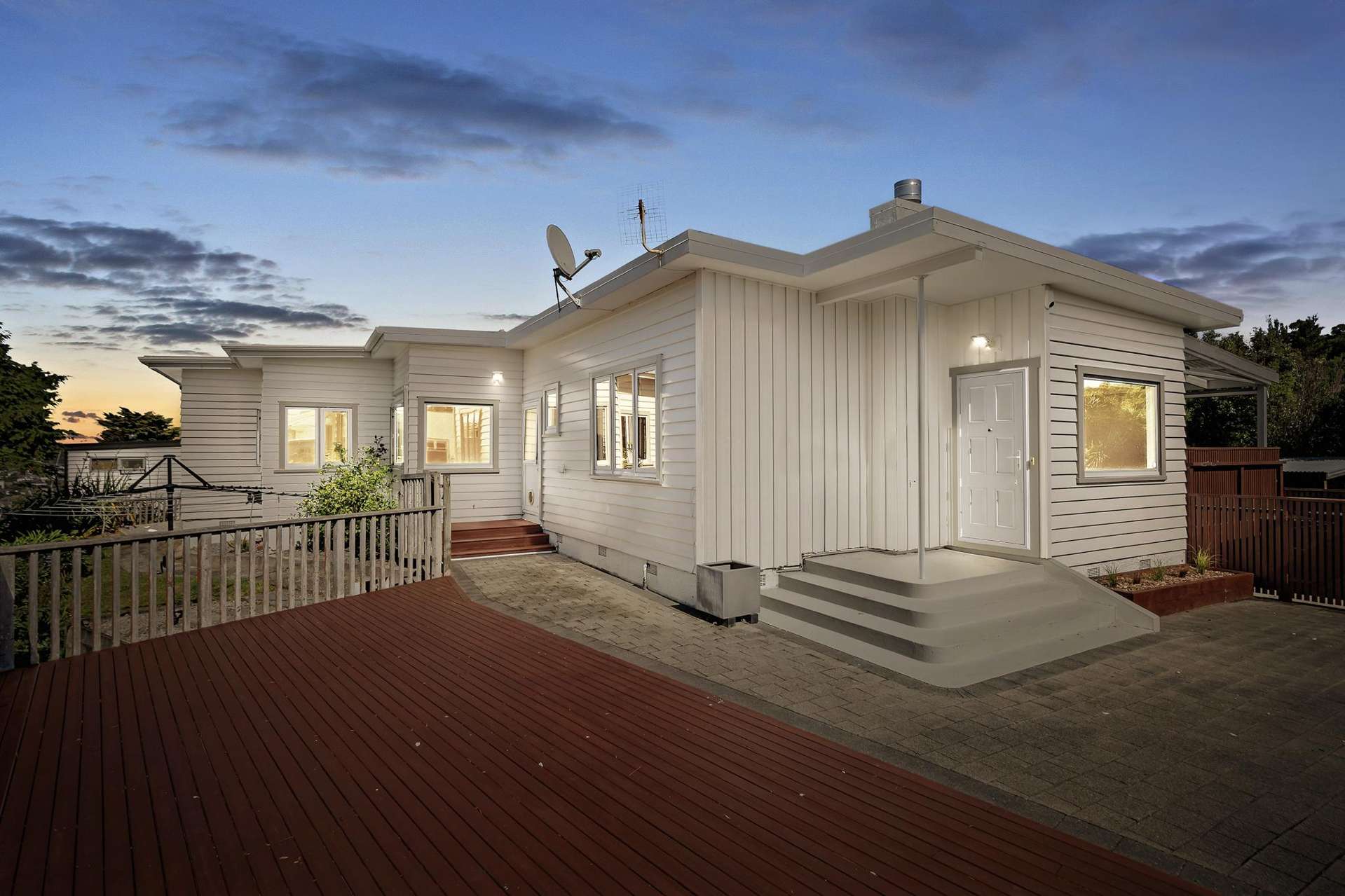 63A Clifford Road Johnsonville_0
