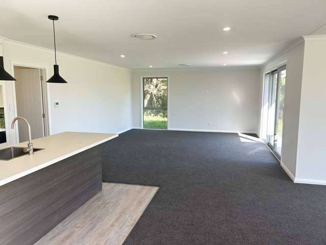 92 Blairlogie Close Otatara_1