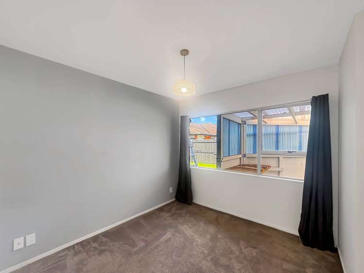 2/32 Canal Road Avondale_6