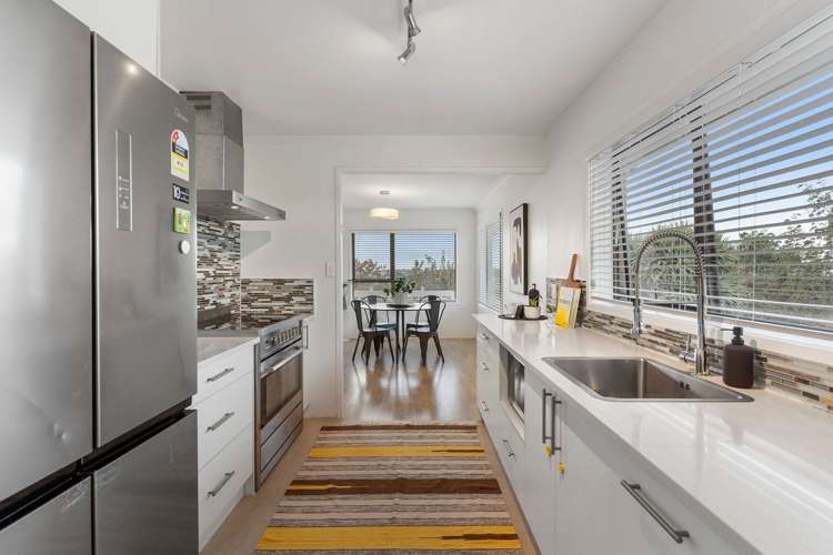 2/131 Mokoia Road Birkenhead_4