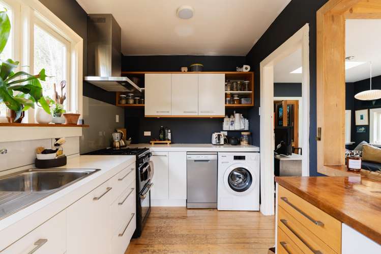 17 Moana Street Aramoana_16