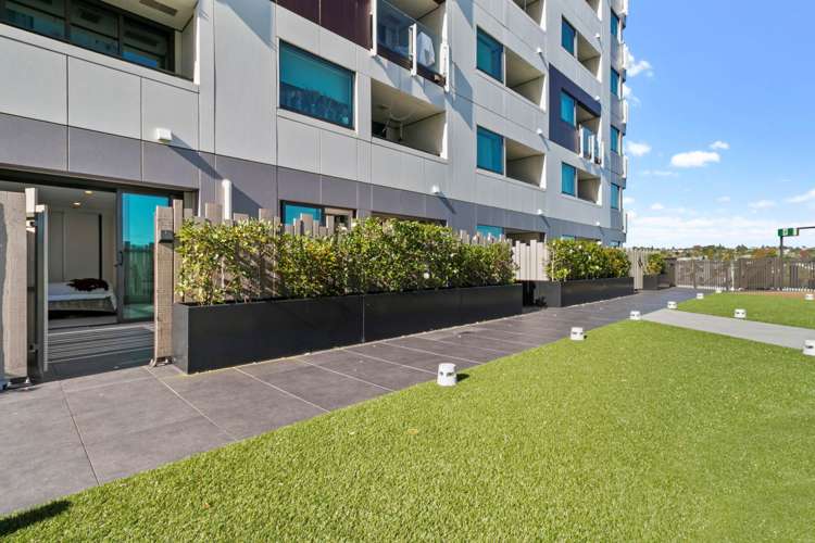 207/6 Waikumete Road Glen Eden_14