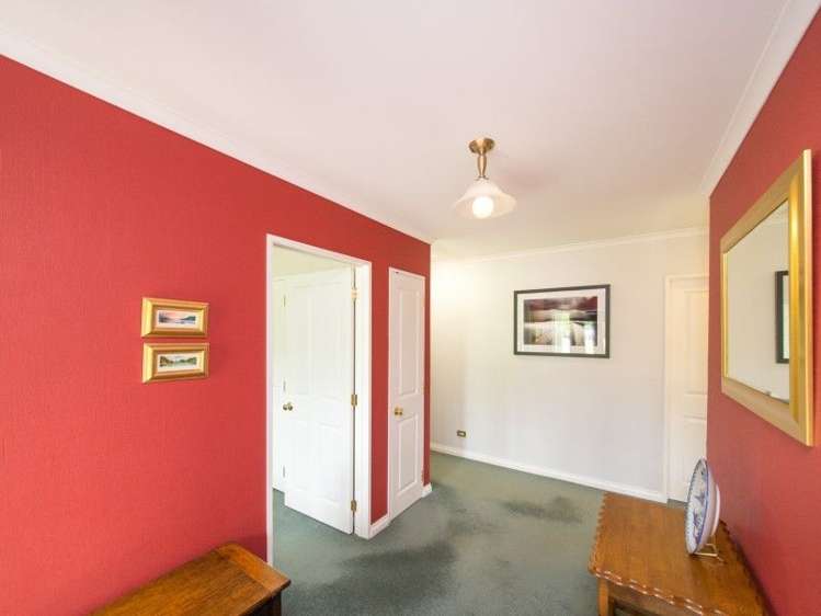 99 Spur Road West Feilding_9