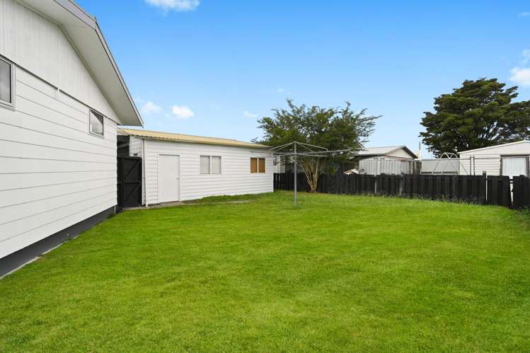 17 Enfield Street Nawton_16