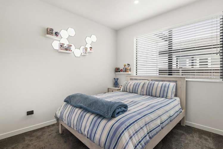 37 Matahae Crescent Milldale_19