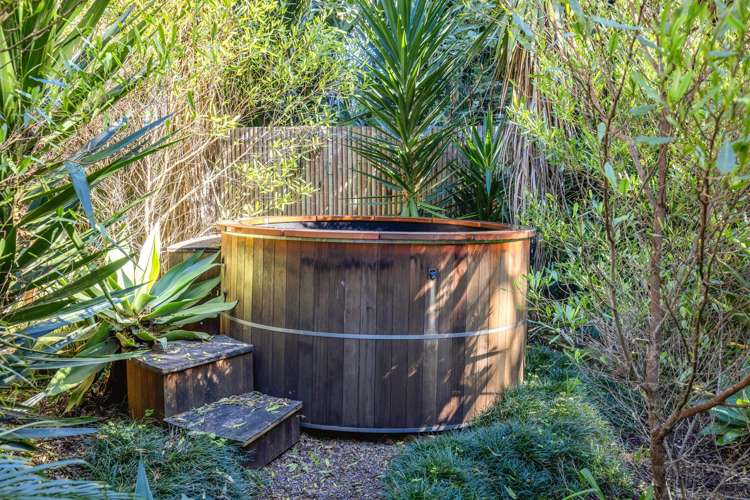 31 Hekerua Road Oneroa_11