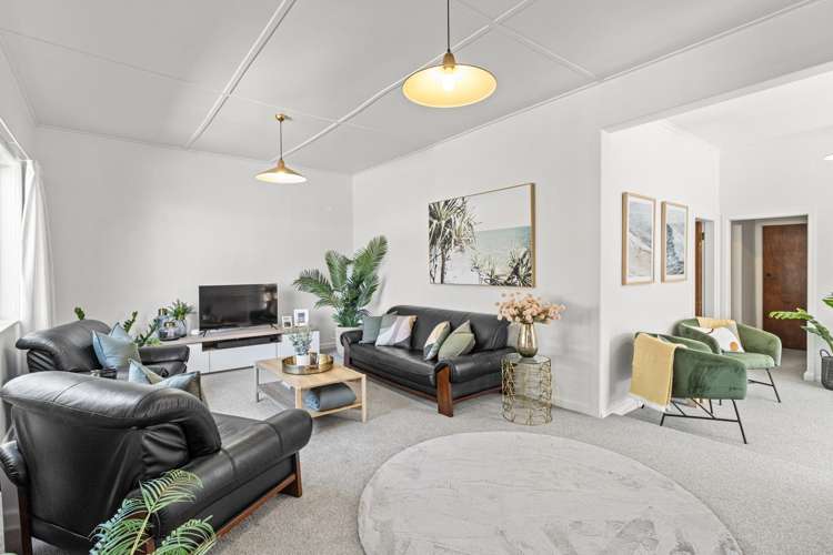 42 Gaine Street New Plymouth Central_12