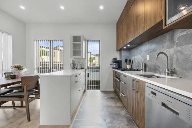 6 Faithful Drive Drury_4