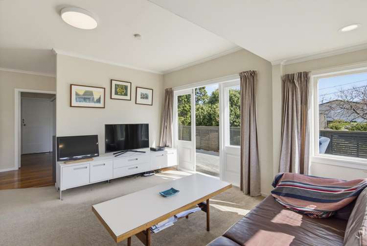 9 Kirkway Raumati Beach_8