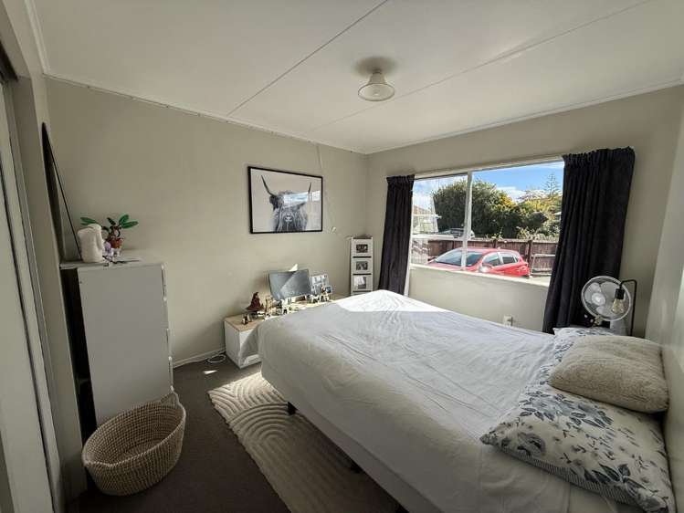 2/225 Annesbrook Drive 1951_6