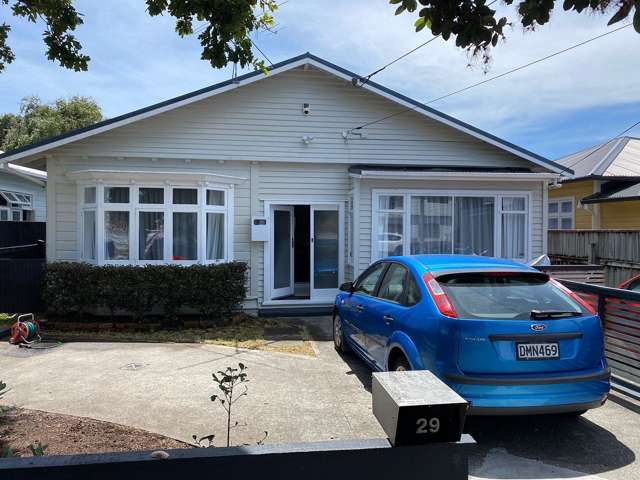 Charming 3-Bedroom Home in Miramar