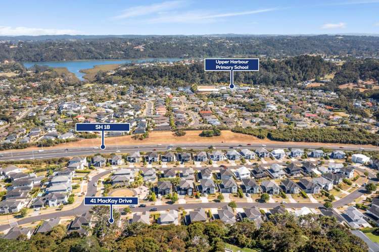 41 Mackay Drive Greenhithe_19