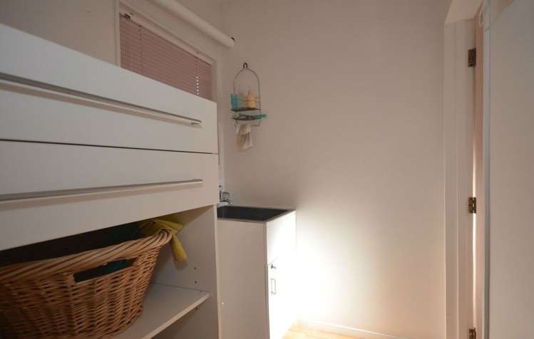 1b Stephens Place Hairini_7