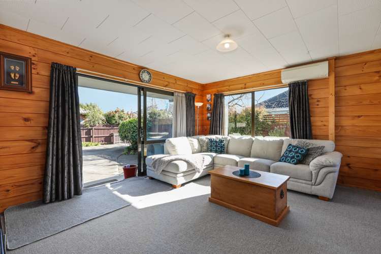 12a Dinton Street Russley_8