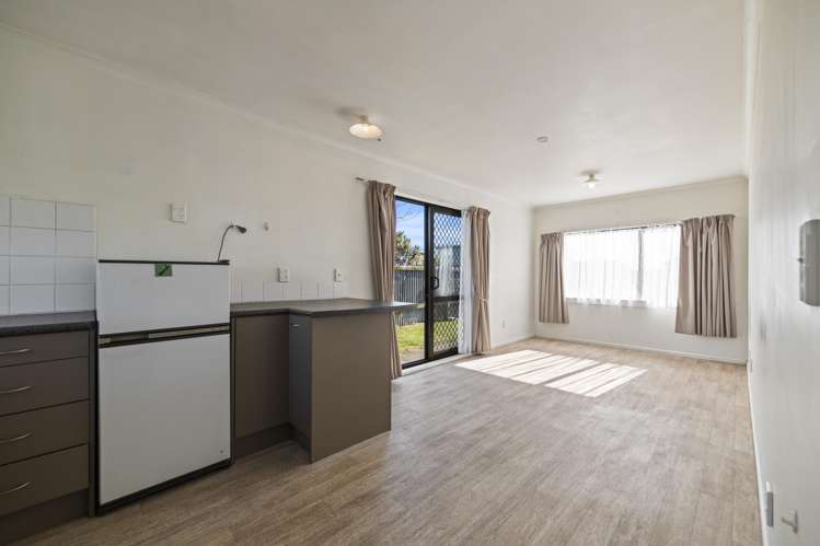 36 Cook Street Foxton_9