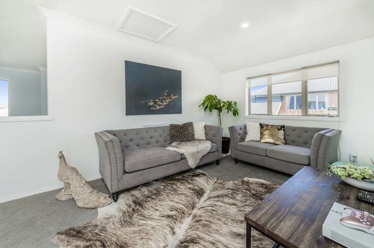 8 Excalibur Place Burwood_25