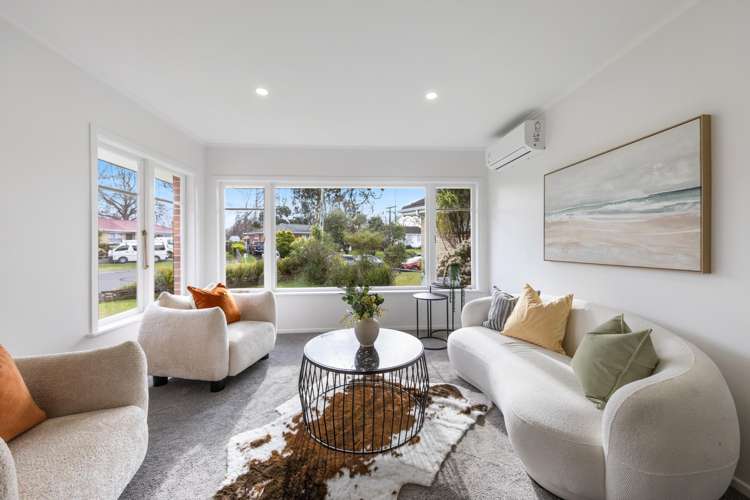 8 Malcolm Place Mangere East_2
