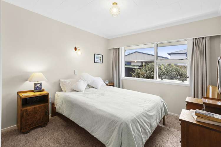 3/4 Willow Avenue Stoke_6