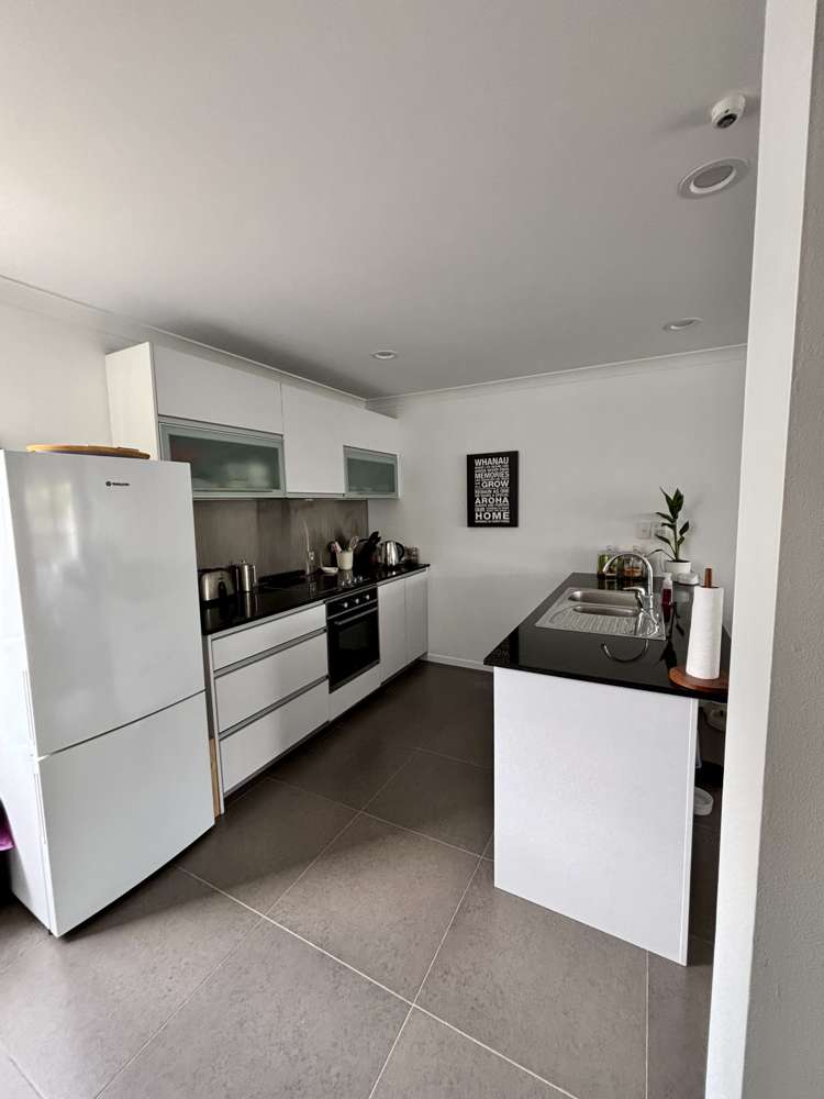 13/46 Carlos Drive Flat Bush_3