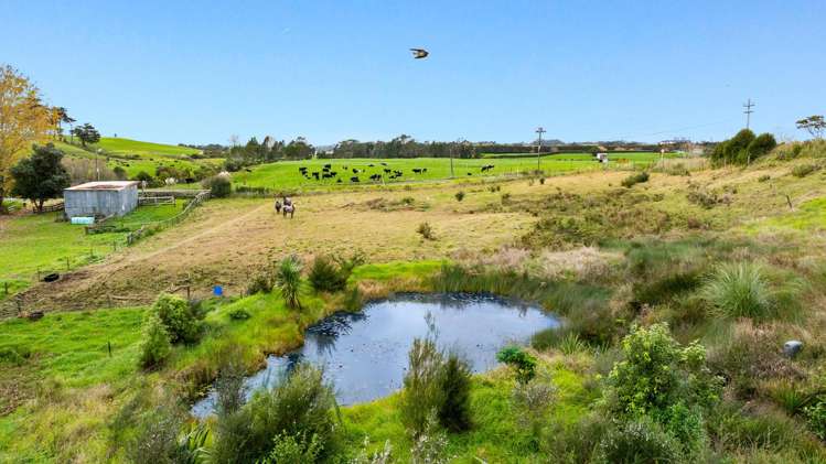 2 Craig Road Pollok_27