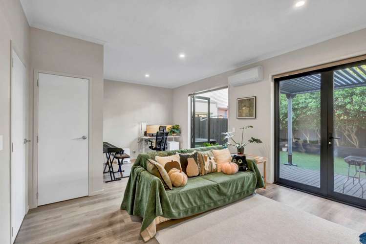 2 Kerewhenua Crescent Hobsonville_17