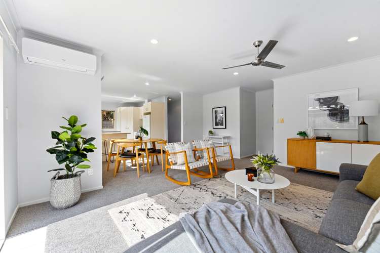 2a Laurie Street Red Beach_7