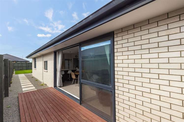16 Northmoor Boulevard Rolleston_12