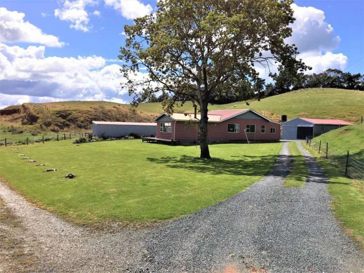 42 Romahapa Road Balclutha_1