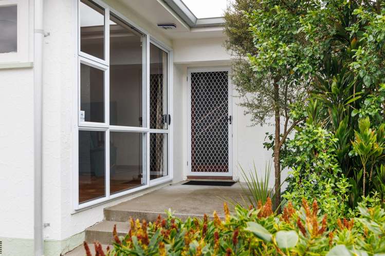 28 Henare Street West End_4