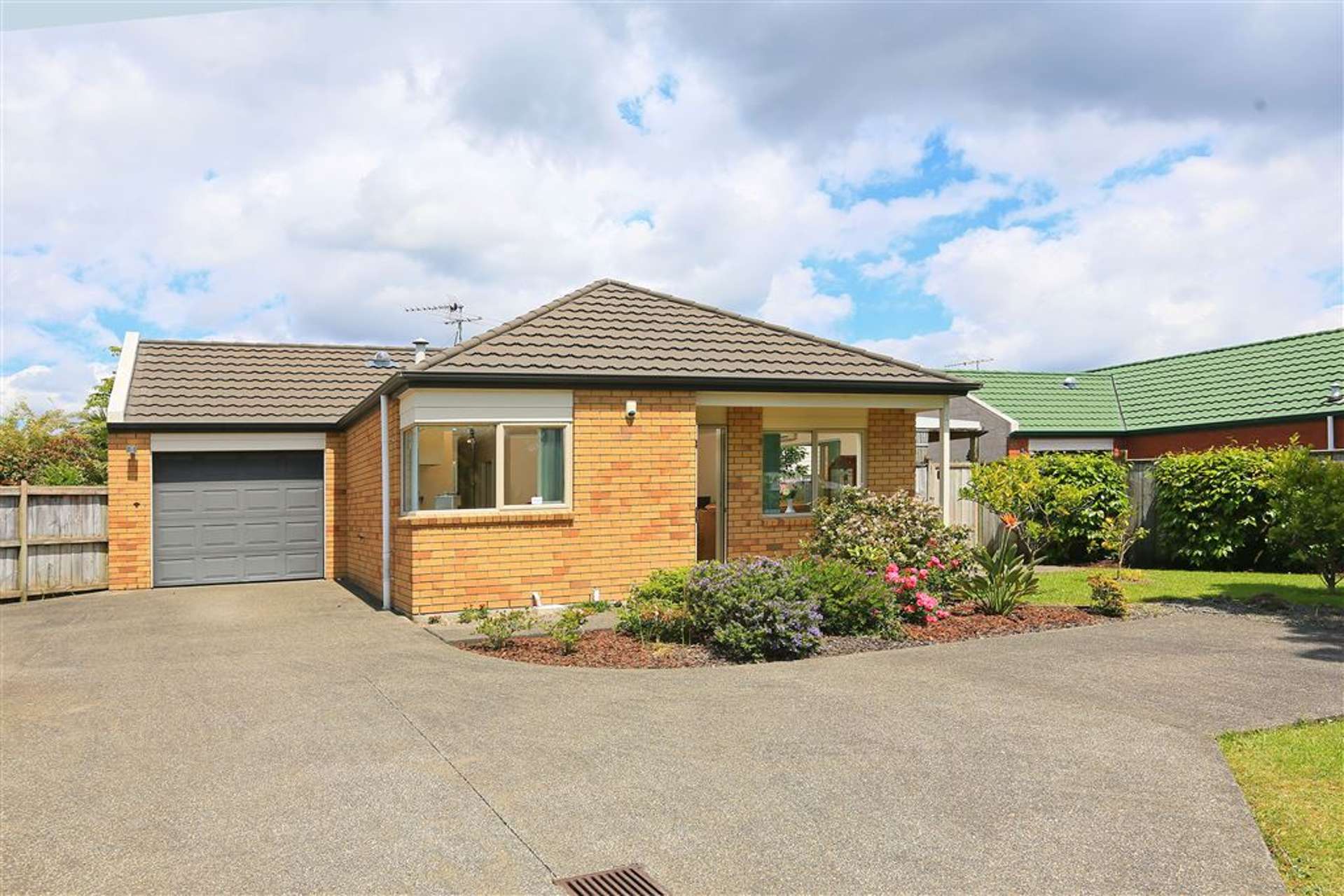 160 Waitemata Drive Ranui_0